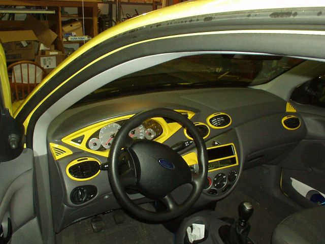Ford Focus Dashboard Interior Paint DIY Work (8)